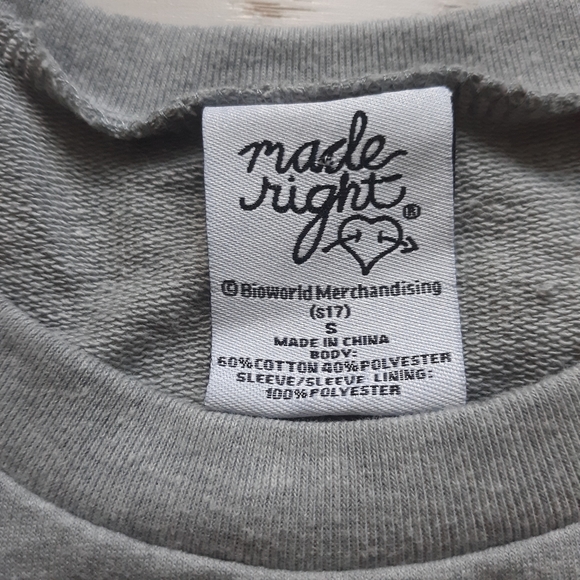 Gray christmas sweater - Picture 7 of 7